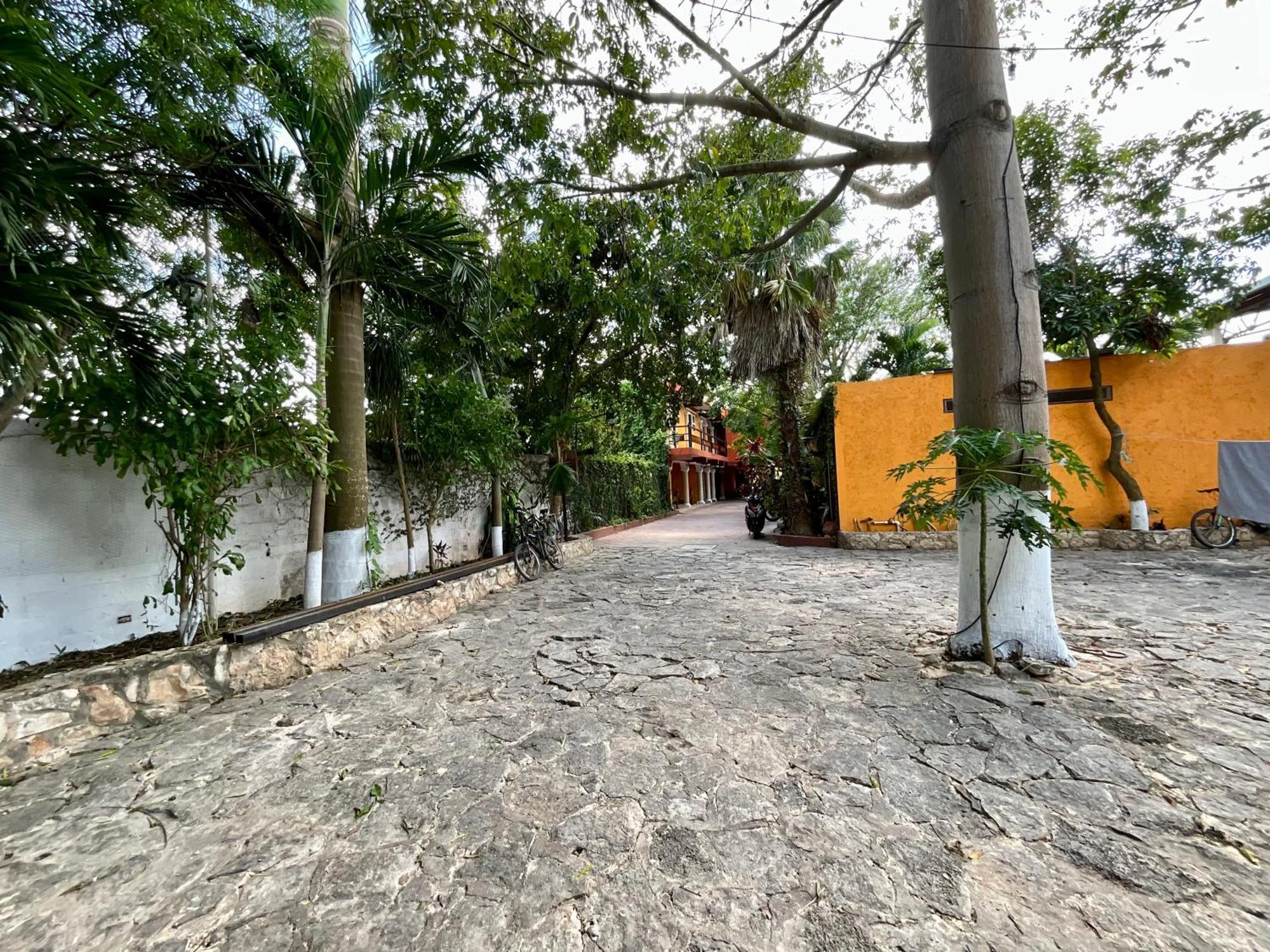 El Zaguan Colonial By Guruhotel Valladolid  Exteriör bild