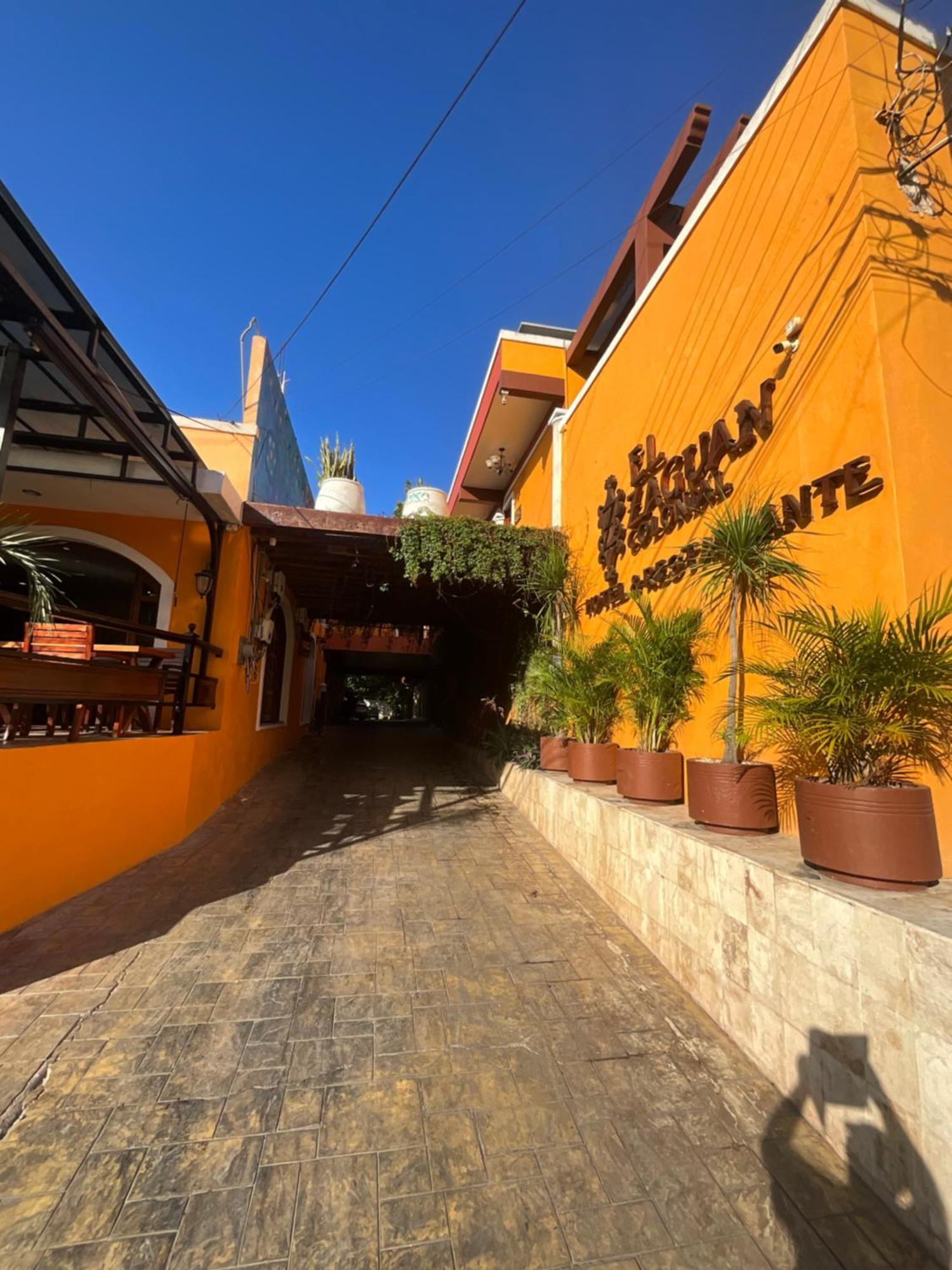 El Zaguan Colonial By Guruhotel Valladolid  Exteriör bild
