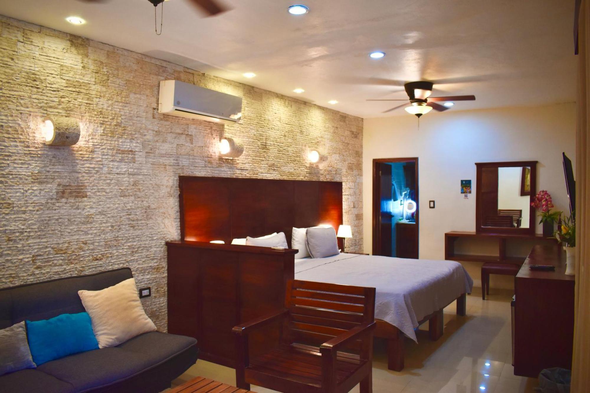 El Zaguan Colonial By Guruhotel Valladolid  Exteriör bild