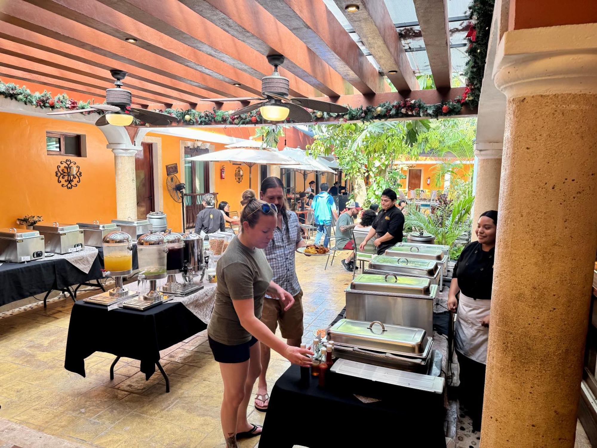 El Zaguan Colonial By Guruhotel Valladolid  Exteriör bild