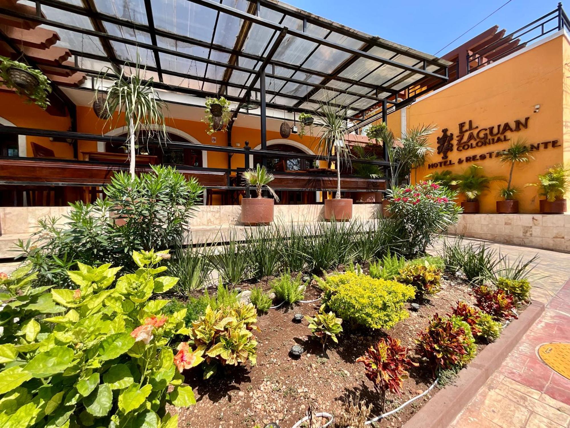 El Zaguan Colonial By Guruhotel Valladolid  Exteriör bild