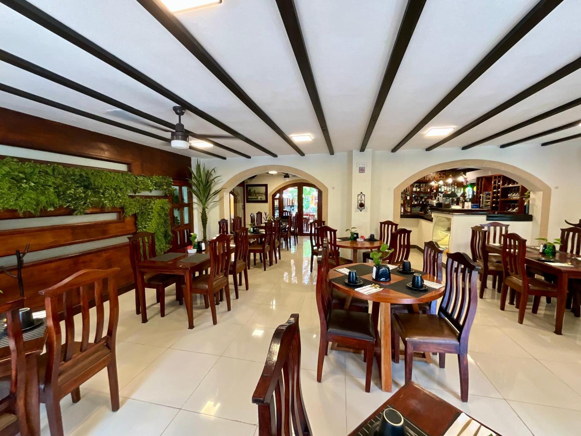 El Zaguan Colonial By Guruhotel Valladolid  Exteriör bild