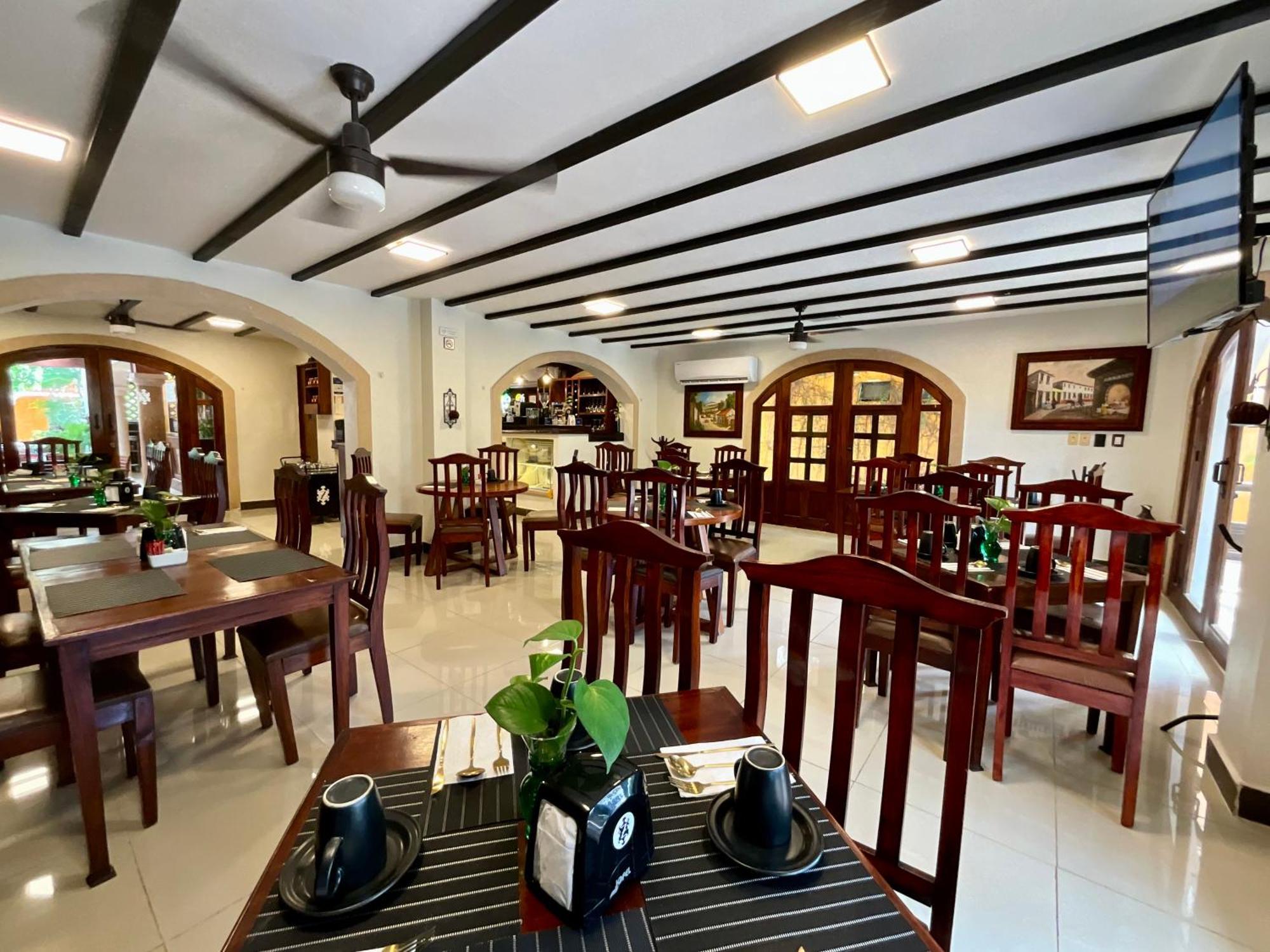El Zaguan Colonial By Guruhotel Valladolid  Exteriör bild