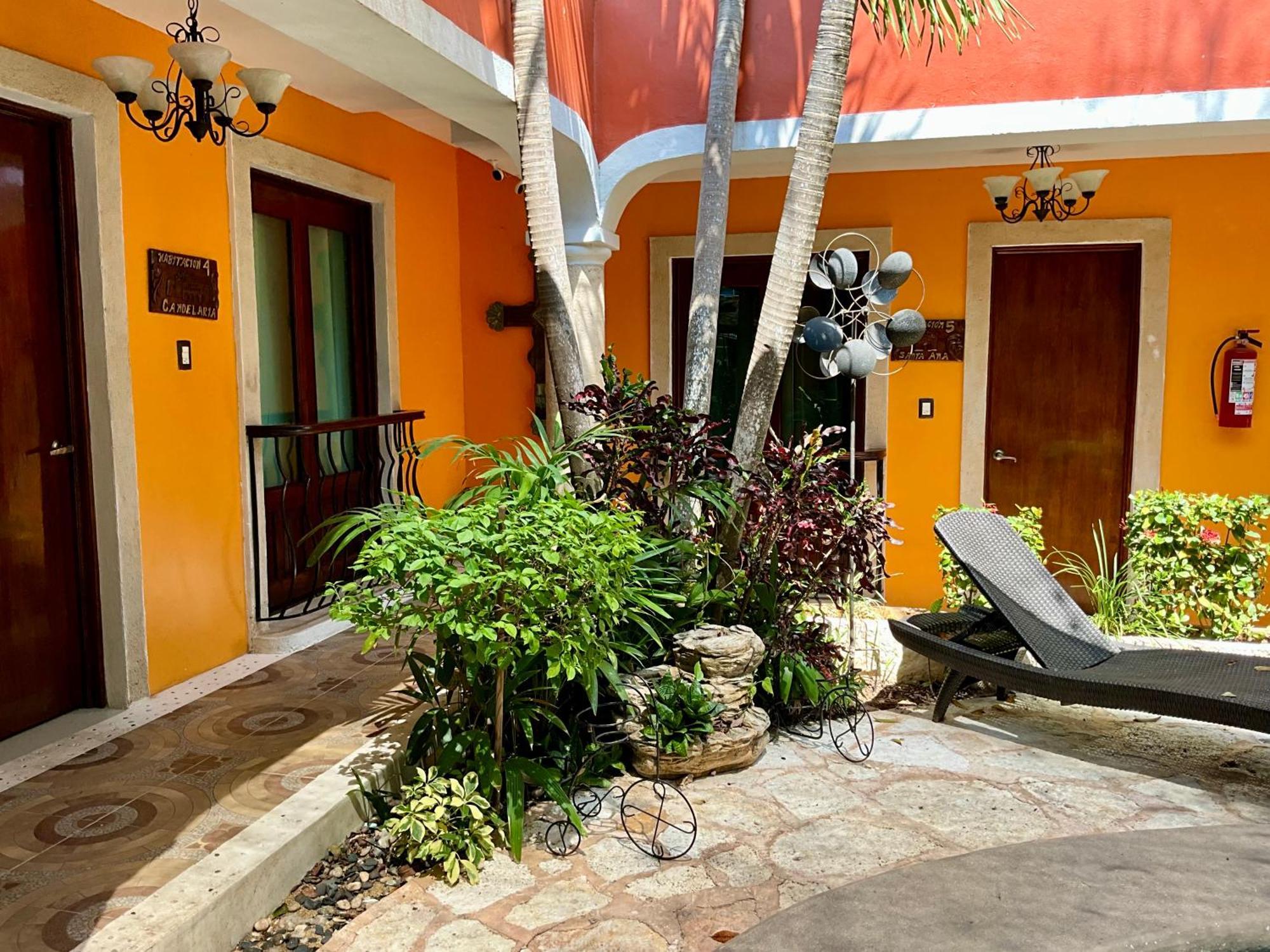 El Zaguan Colonial By Guruhotel Valladolid  Exteriör bild