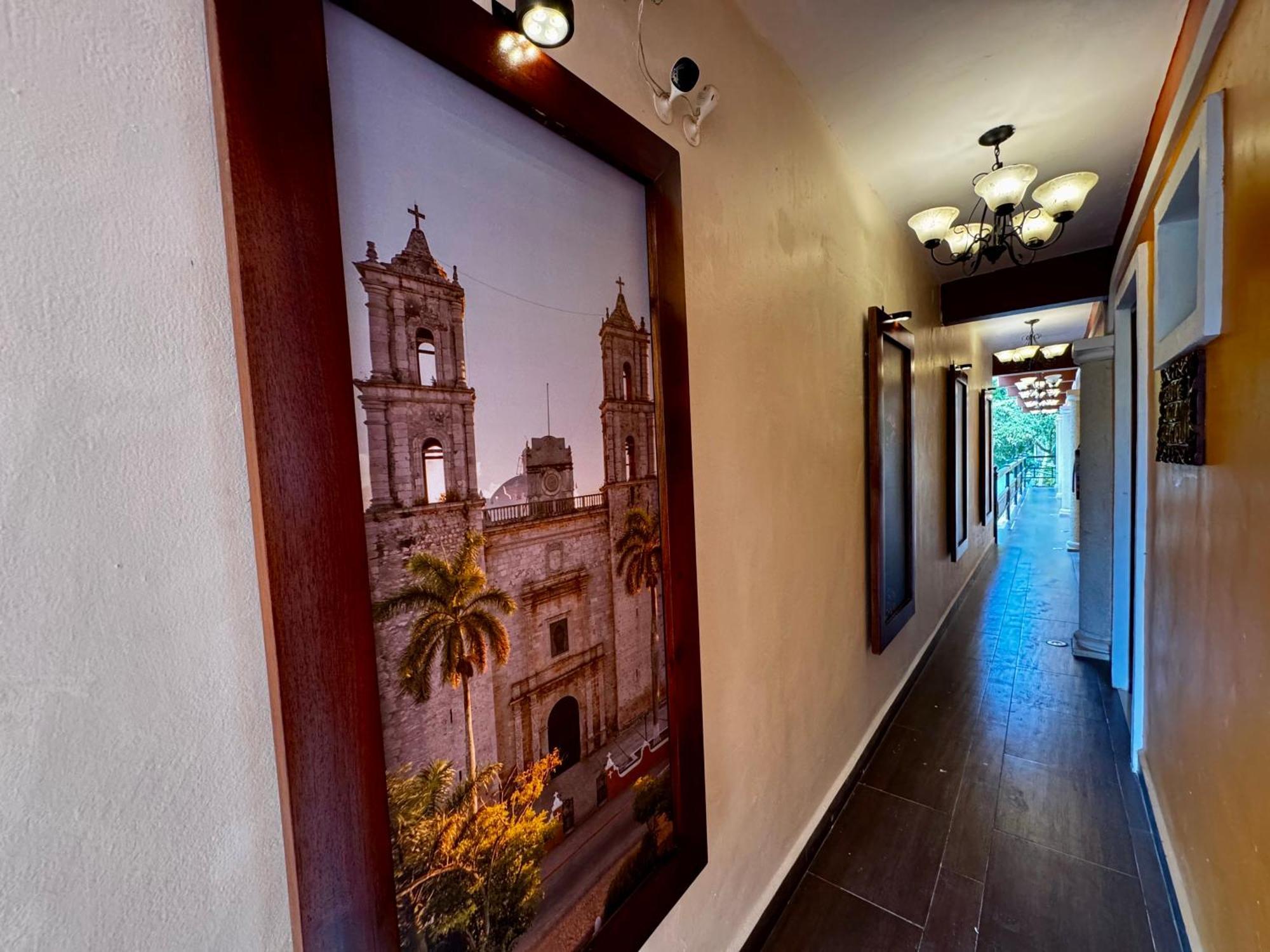 El Zaguan Colonial By Guruhotel Valladolid  Exteriör bild